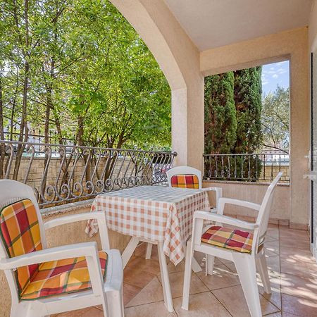 House Laura 200M From The Beach And The Center Apartman Poreč Kültér fotó